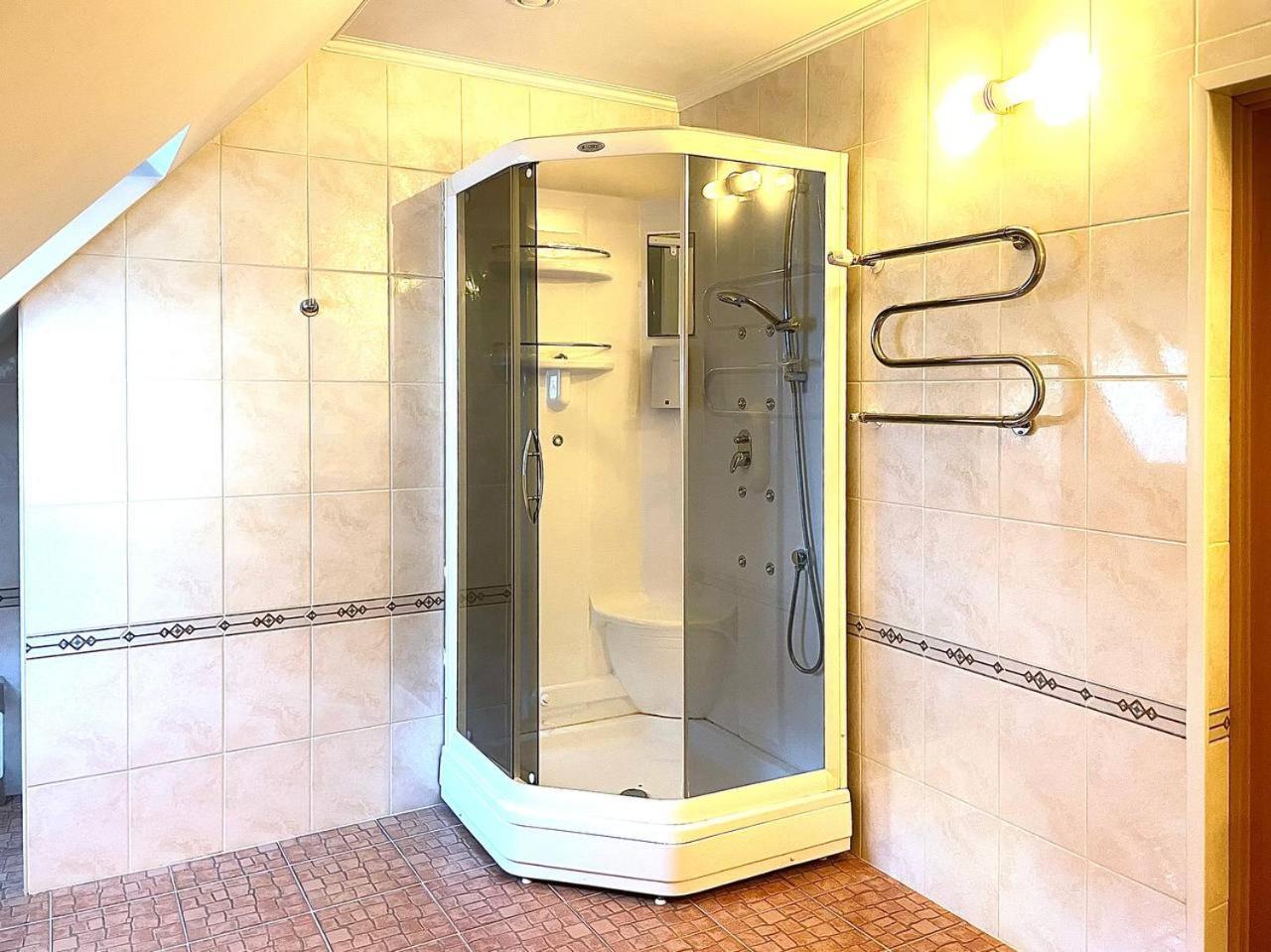 Hotel Lucky Fish Jūrkalne Extérieur photo