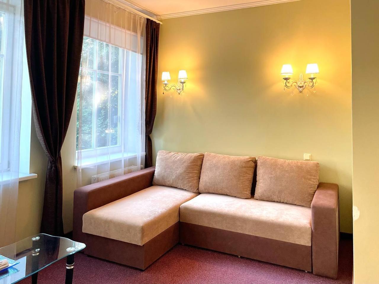 Hotel Lucky Fish Jūrkalne Extérieur photo