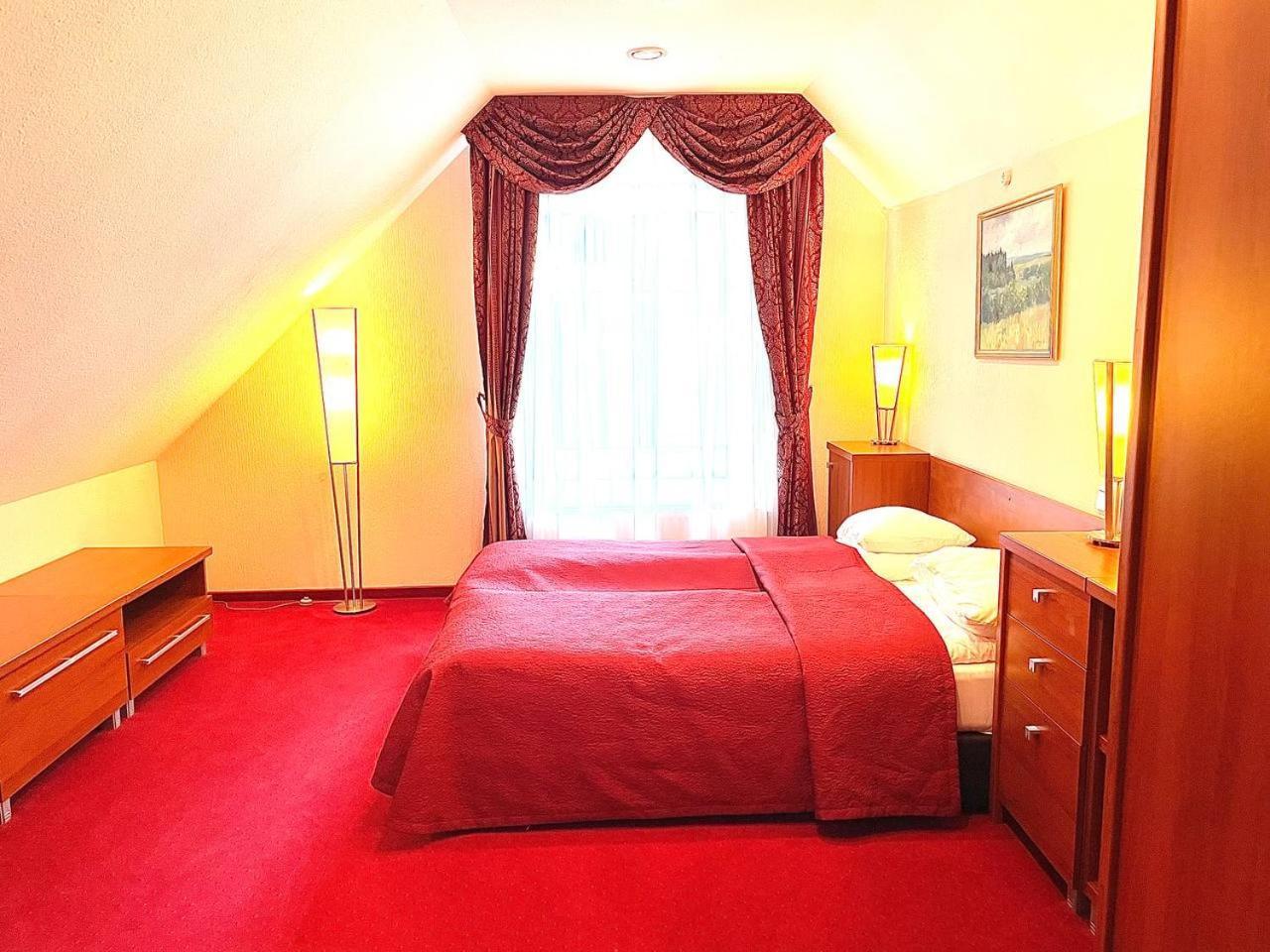 Hotel Lucky Fish Jūrkalne Extérieur photo